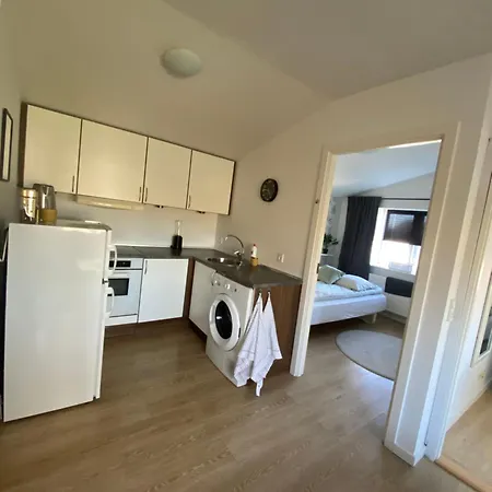 Vshus Apartment-2 Bedrooms Near Center * كولدينغ